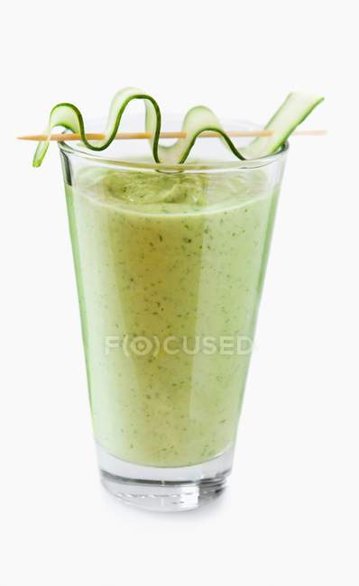 Rocket and cucumber smoothie — Stock Photo