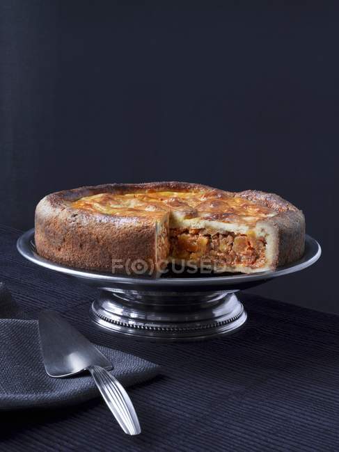 Gâteau aux pommes et noix — Photo de stock