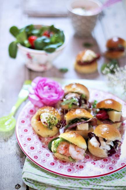 Mini-panini sul piatto — Foto stock