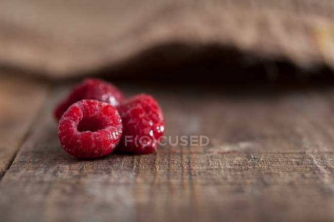 Fresh frozen raspberries — Stock Photo