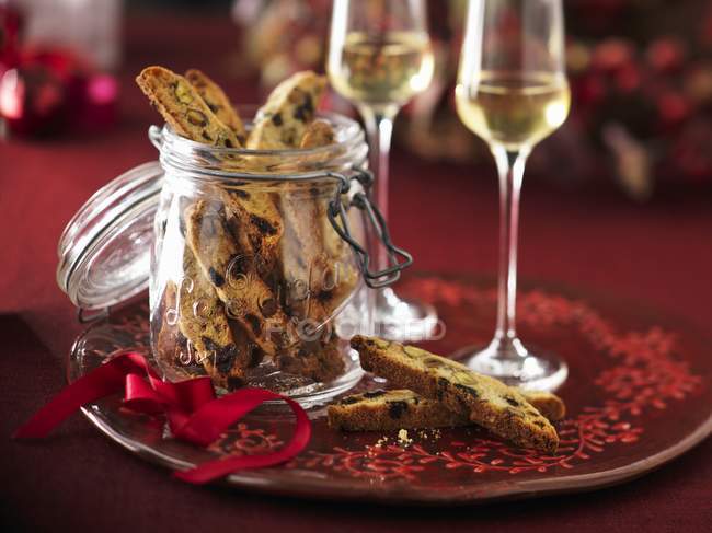 Cantucci biscuits with pistachios — Stock Photo