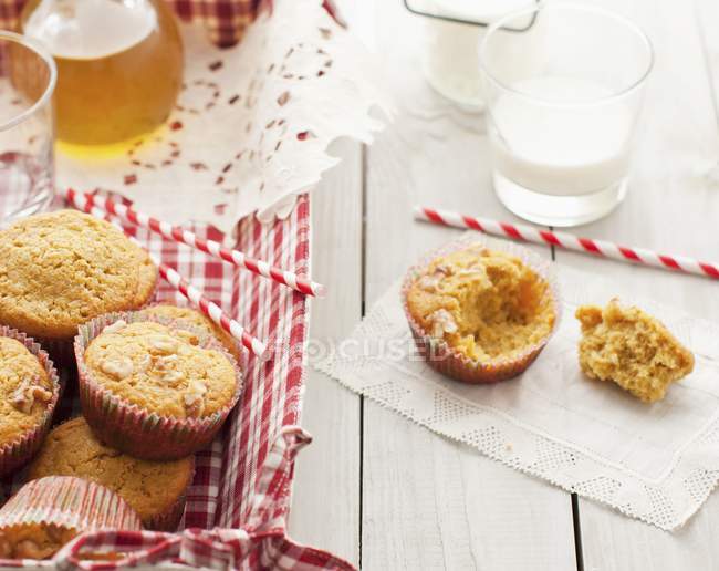 Apple and Walnut Muffins — Stock Photo