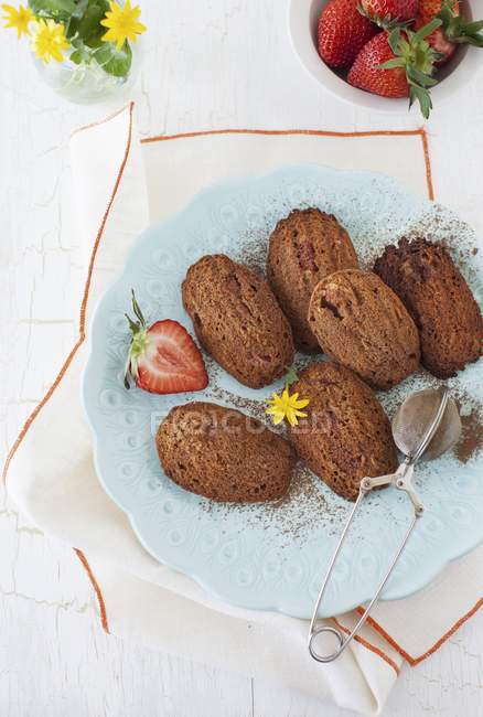 Chocolate and coconut madeleines — Stock Photo