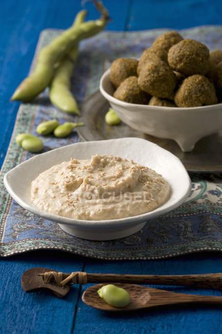 Falafel with broad beans and chickpeas with hummus — Stock Photo