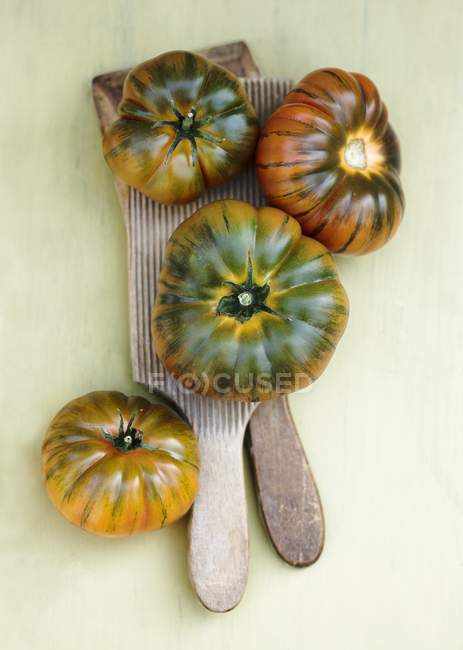 Tomates fraîches rustiques — Photo de stock