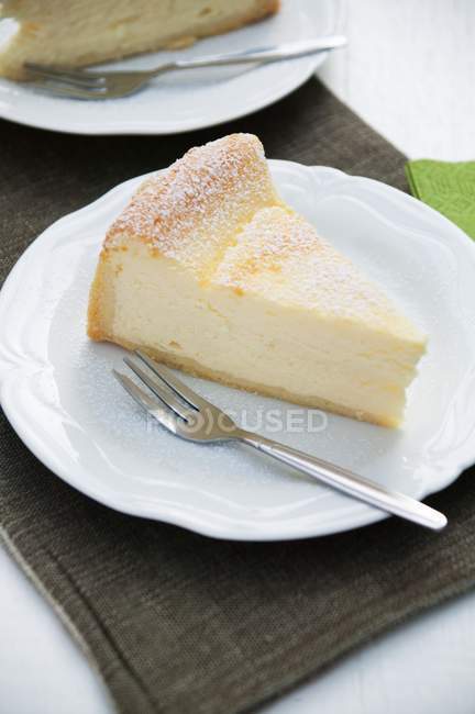 Slice of cheese cake — Stock Photo