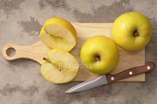 Manzanas Golden Delicious - foto de stock
