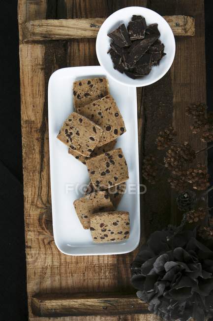 Chocolate and cinnamon biscuits — Stock Photo