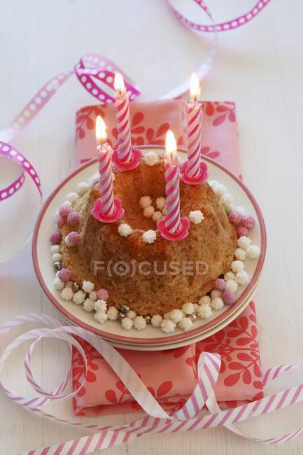 Small birthday cake — Stock Photo