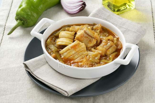 Stewed fish with vegetables — Stock Photo