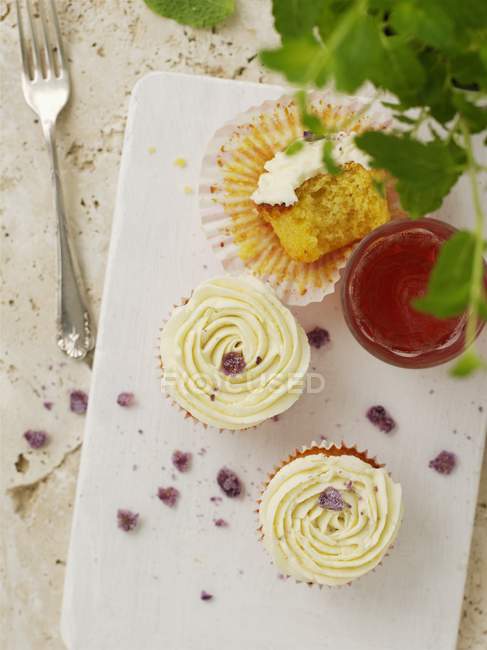 Zitrone und Polenta Cupcakes — Stockfoto