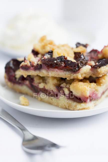 Torta croccante di prugne — Foto stock