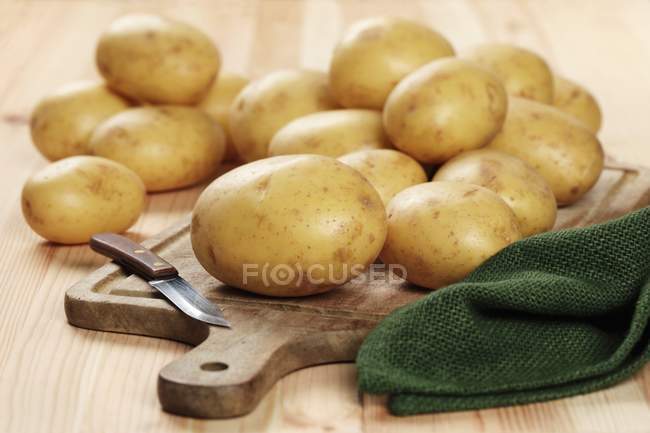 Raw White Elfe potatoes — Stock Photo