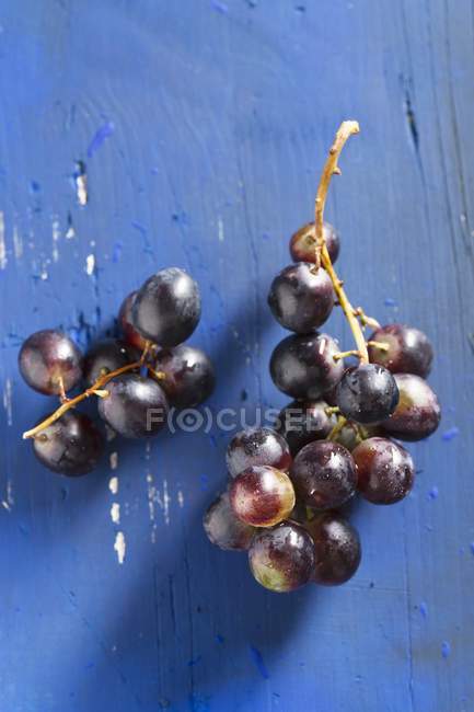 Uvas vermelhas frescas — Fotografia de Stock