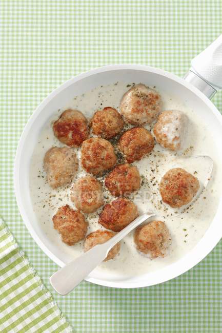 Meatballs in Gorgonzola sauce — Stock Photo