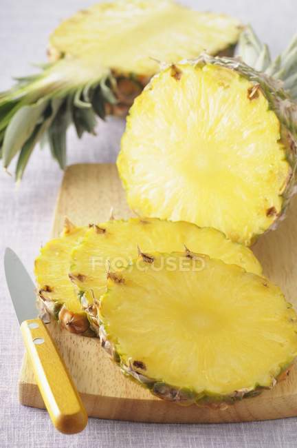 Pineapple cut in half — Stock Photo