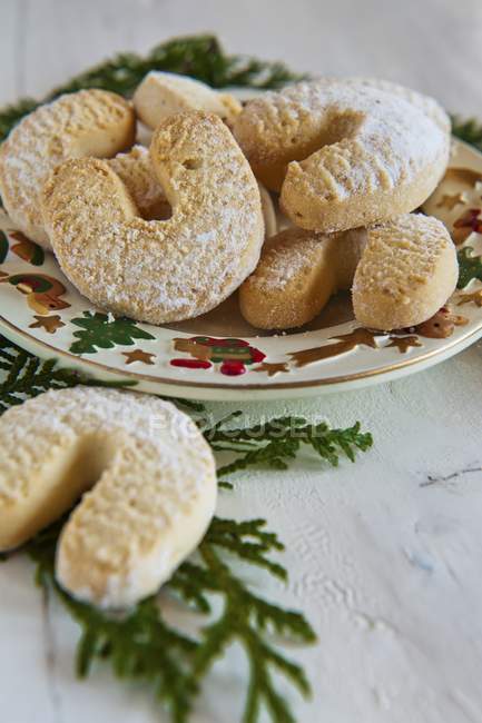Cresent-shaped vanilla biscuits — Stock Photo