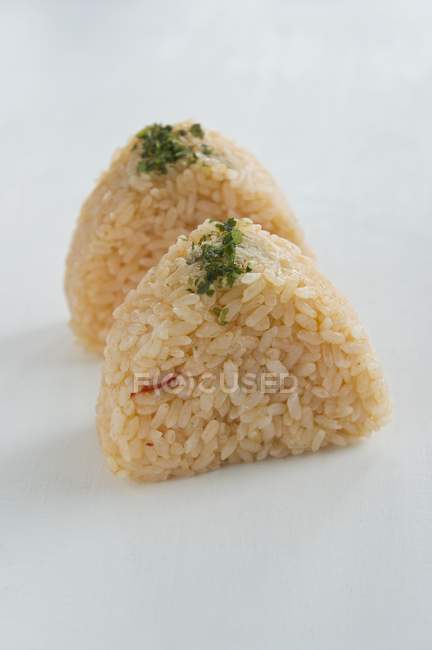 Boulettes de riz épicées Onigiri — Photo de stock