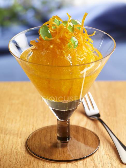 Orange glacé dans le verre — Photo de stock