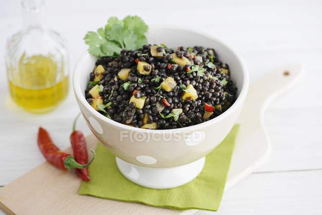 Lentil salad with mango — Stock Photo