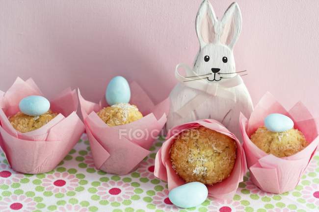 Coconut muffins for Easter — Stock Photo