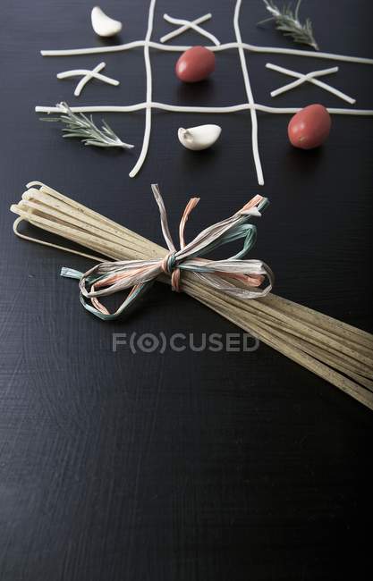 Bundle of dried pasta — Stock Photo