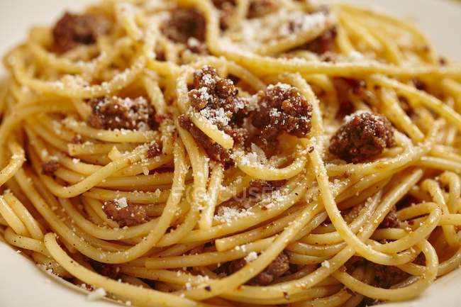 Spaghetti mit Hackfleisch — Stockfoto
