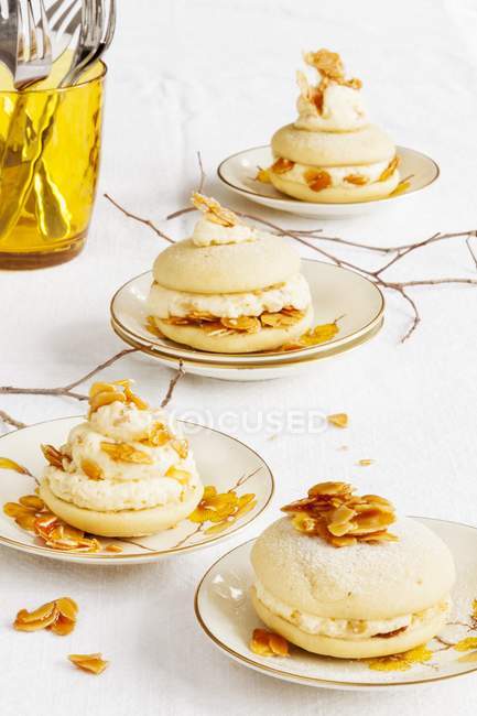 Almond whoopie pie — Stock Photo