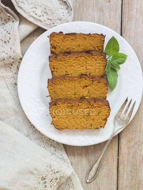 Homemade vegan chickpea cake — Stock Photo
