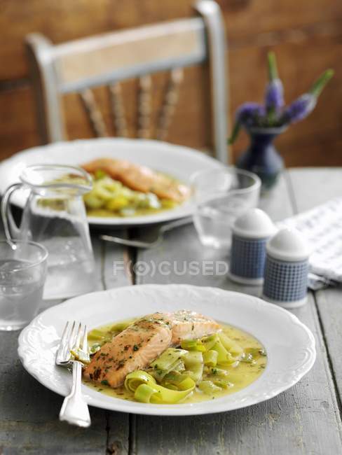 Salmon in a ginger and lemon sauce — Stock Photo