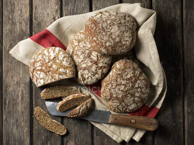 Vinschgau bread on cloth — Stock Photo