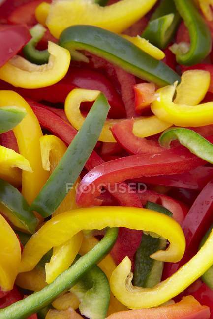 Peperoni affettati colorati — Foto stock