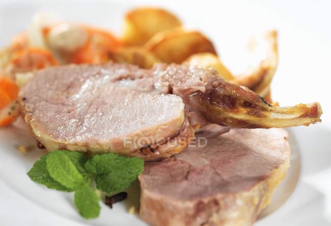 Côtelettes de porc rôties — Photo de stock