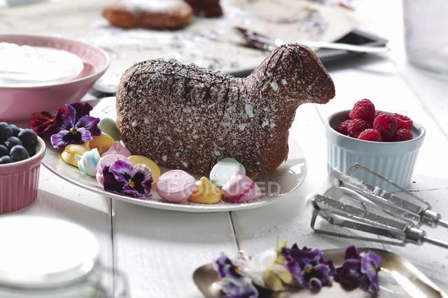 Baked Easter lamb with meringue dots — Stock Photo