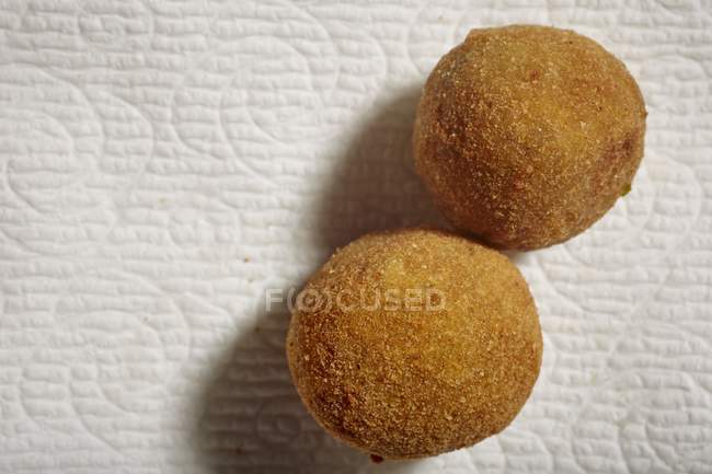 Bolas de pescado fritas - foto de stock