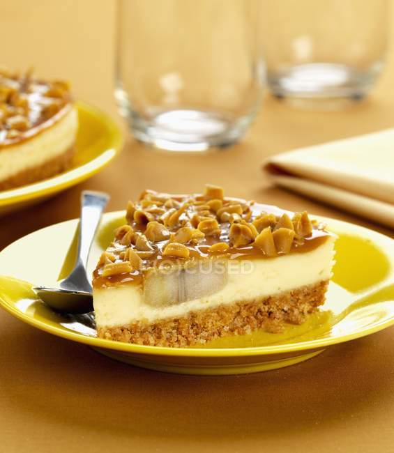 Banoffee cheesecake on plate — Stock Photo
