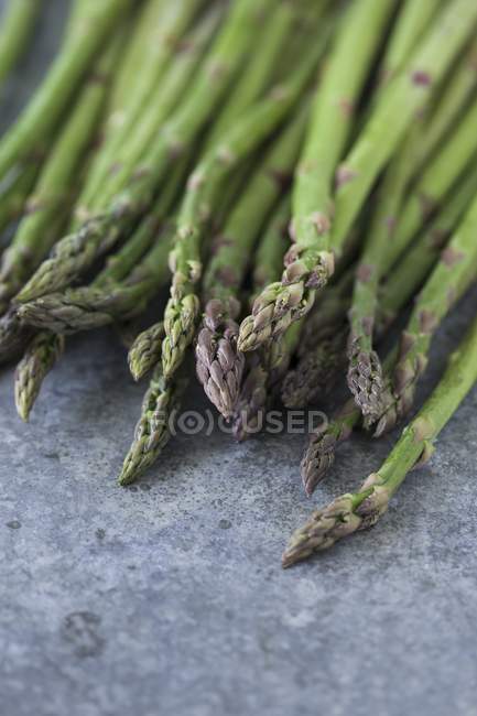 Fresh green asparagus — Stock Photo