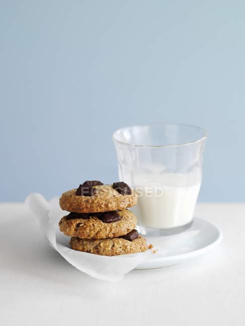 Chocolate chip and cookies — Stock Photo