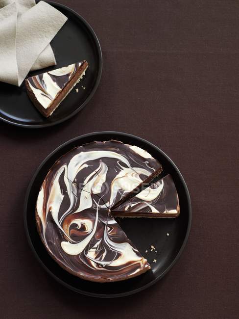 Marble cheesecake with chocolate — Stock Photo