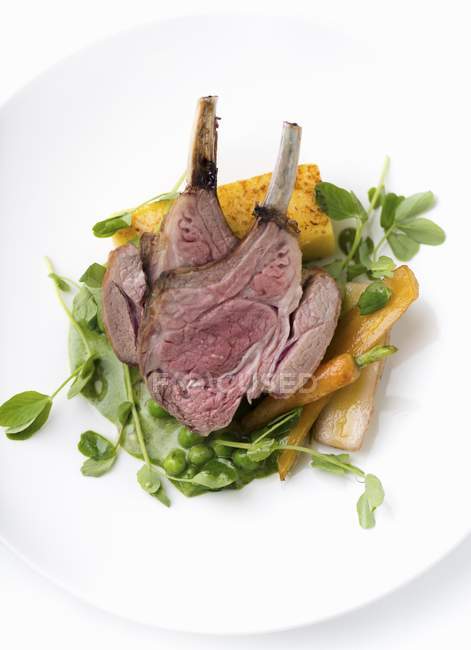 Roasted Lamb chops with vegetables — Stock Photo