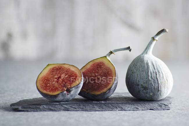 Fresh juicy Figs — Stock Photo