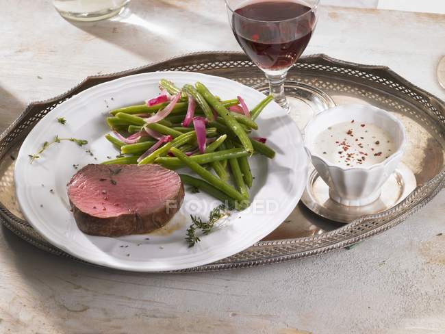 Beef fillet with medley — Stock Photo