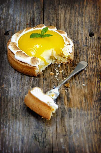 Torta di meringa al limone — Foto stock