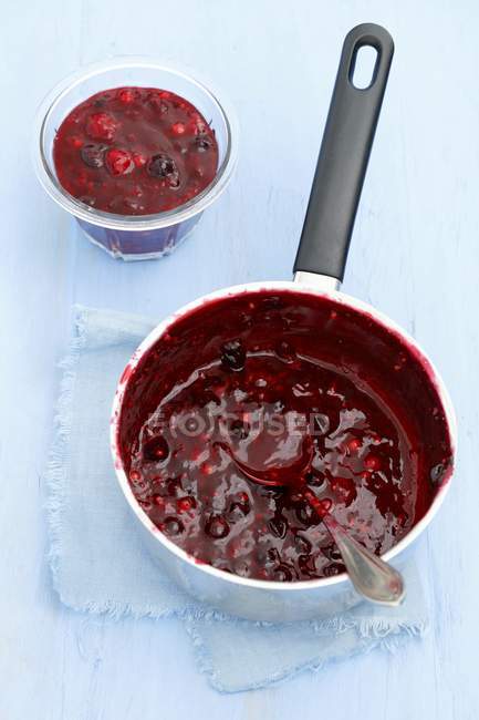Mixed fruit jam — Stock Photo