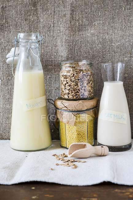 Millet milk on towel — Stock Photo