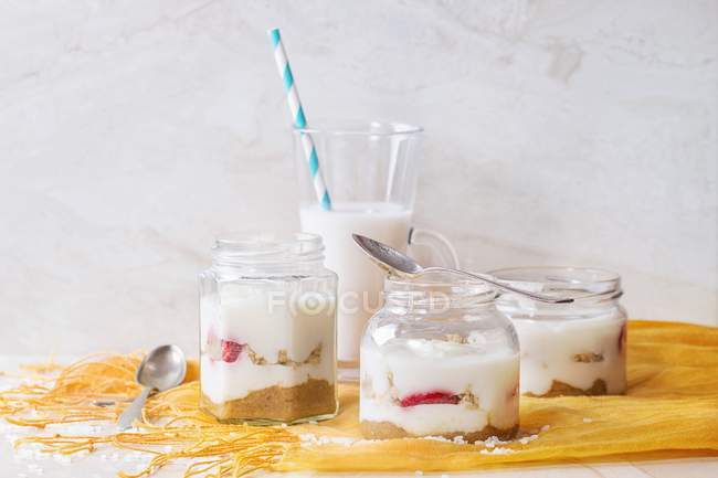 Rice desserts in jars — Stock Photo
