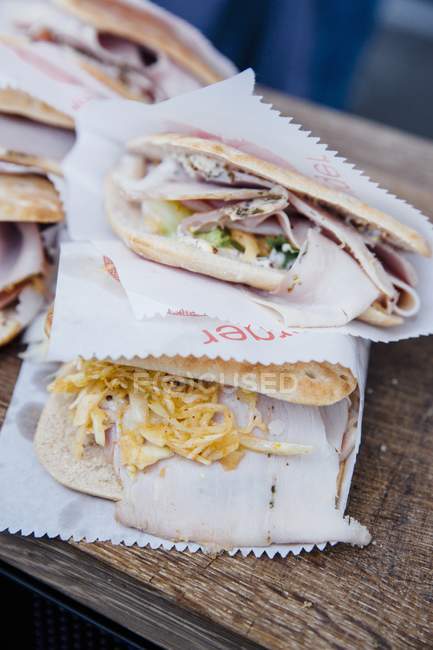 Various flatbread sandwiches — Stock Photo