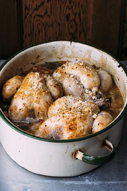 Closeup view of Cassoulet with chicken in pot — Stock Photo