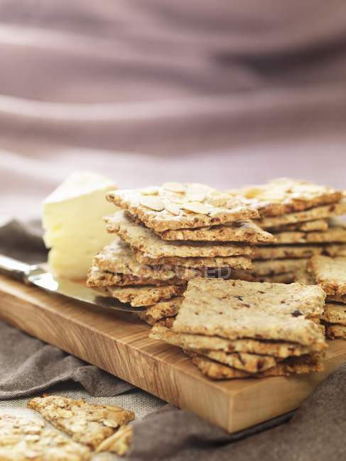 Crispy almond biscuits — Stock Photo