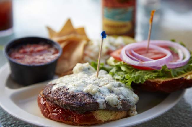 Burger di formaggio blu — Foto stock